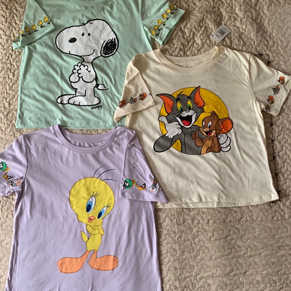 3 Cartoon T-shirts| Size M